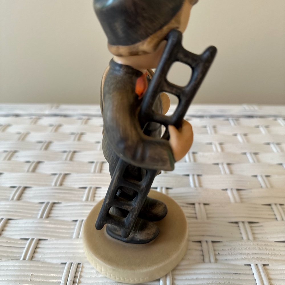 Goebel Hummel Boy Figurine - Picture 4 of 6